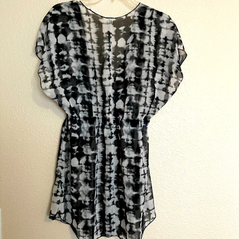 Miken Swim Coverup Small - Picture 3 of 5